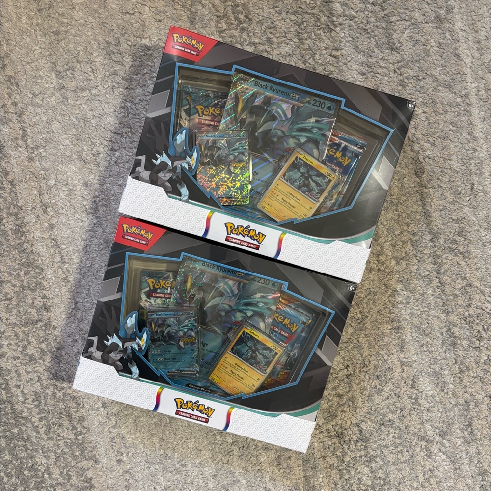 Pokemon Trading Card Game Box Set - Black and White